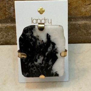 KATE LAUNDRY BLACK AND WHITE MARBLE STONE GOLD RING ADJUSTABLE SIZE 7 RING NWT